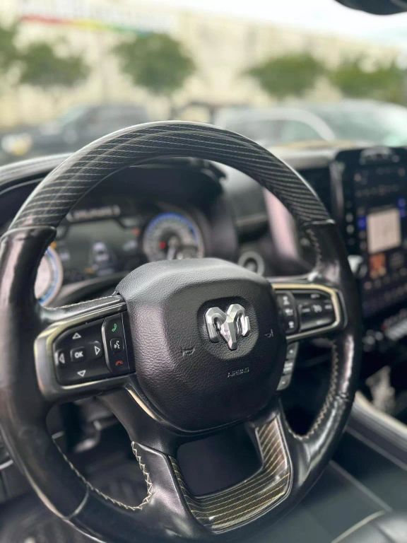 
								2019 Ram 1500 Crew Cab Limited Pickup 4D 5 1/2 ft full									