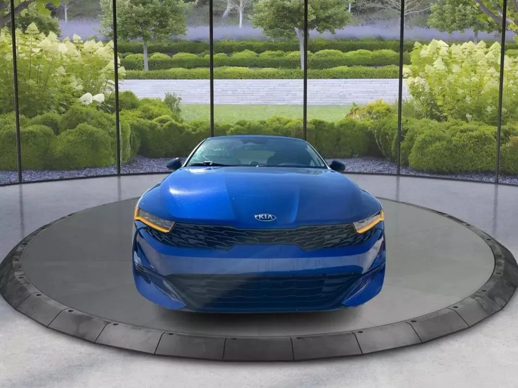 
								2021 Kia K5 GT-Line Sedan 4D full									