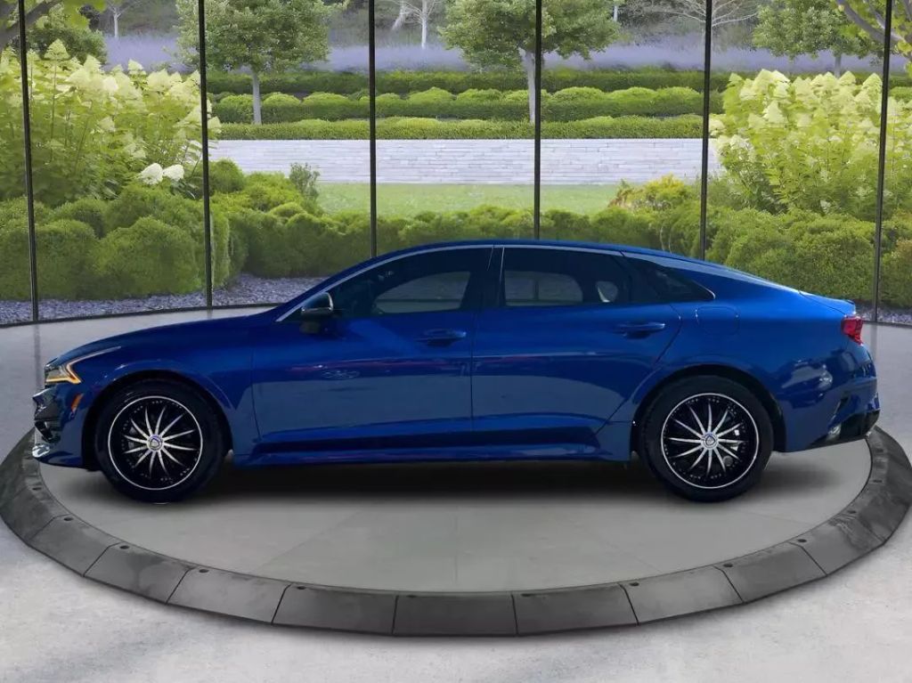 
								2021 Kia K5 GT-Line Sedan 4D full									