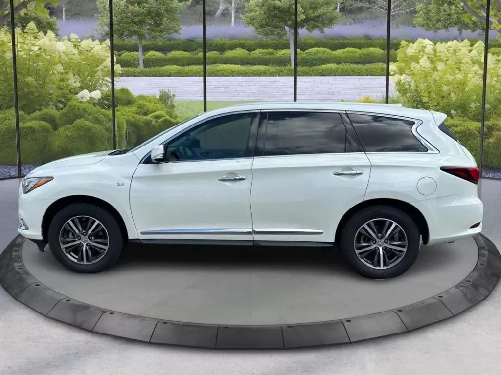 
								2019 INFINITI QX60 LUXE Sport Utility 4D full									
