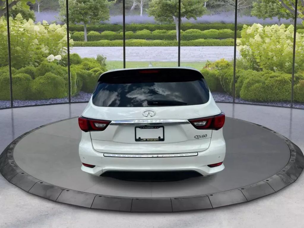 
								2019 INFINITI QX60 LUXE Sport Utility 4D full									