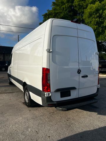 
								2023 Mercedes-Benz Sprinter 2500 Cargo High Roof w/170  WB Van 3D full									