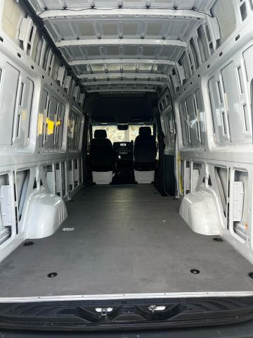 
								2023 Mercedes-Benz Sprinter 2500 Cargo High Roof w/170  WB Van 3D full									