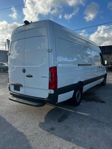 
								2023 Mercedes-Benz Sprinter 2500 Cargo High Roof w/170  WB Van 3D full									