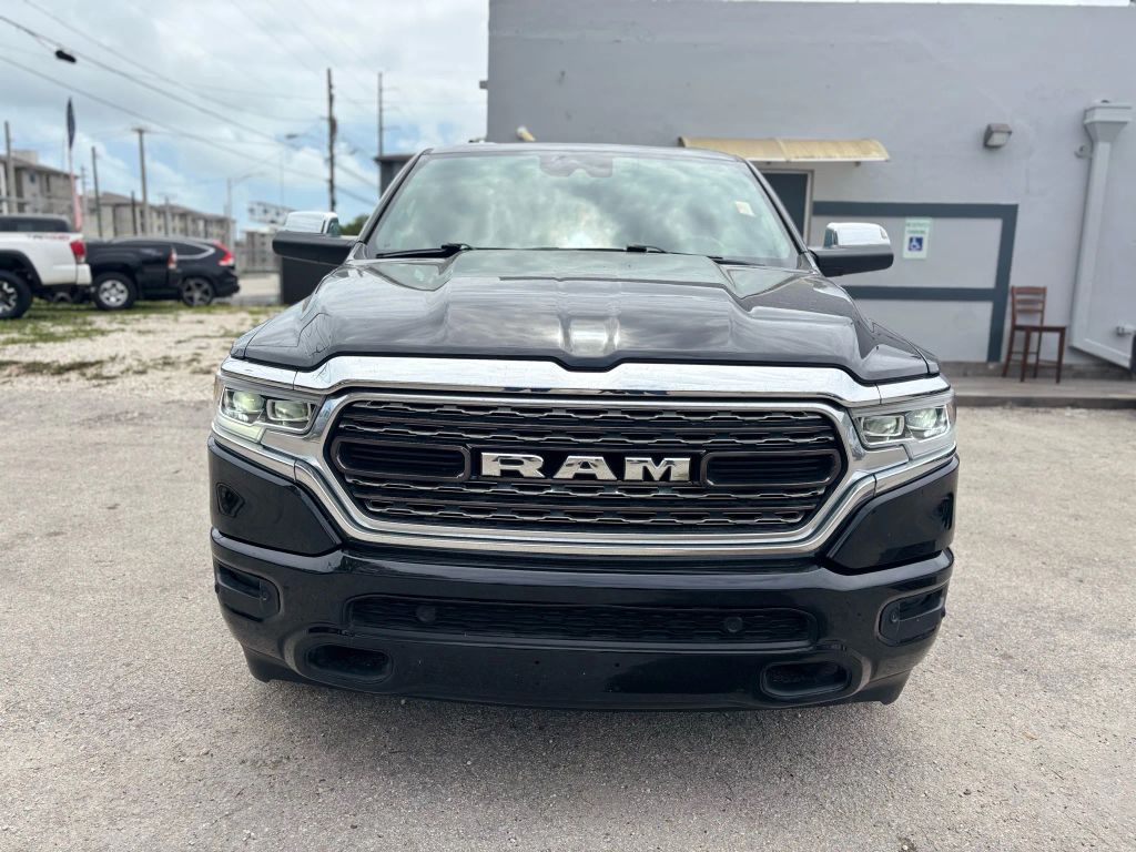 
								2019 Ram 1500 Crew Cab Limited Pickup 4D 5 1/2 ft full									