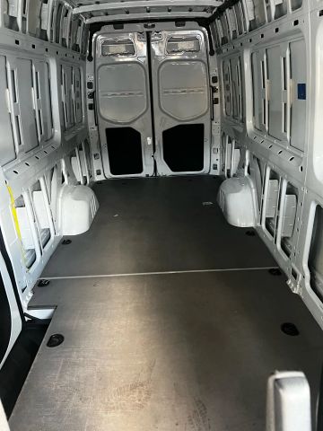 
								2023 Mercedes-Benz Sprinter 2500 Cargo High Roof w/170  WB Van 3D full									