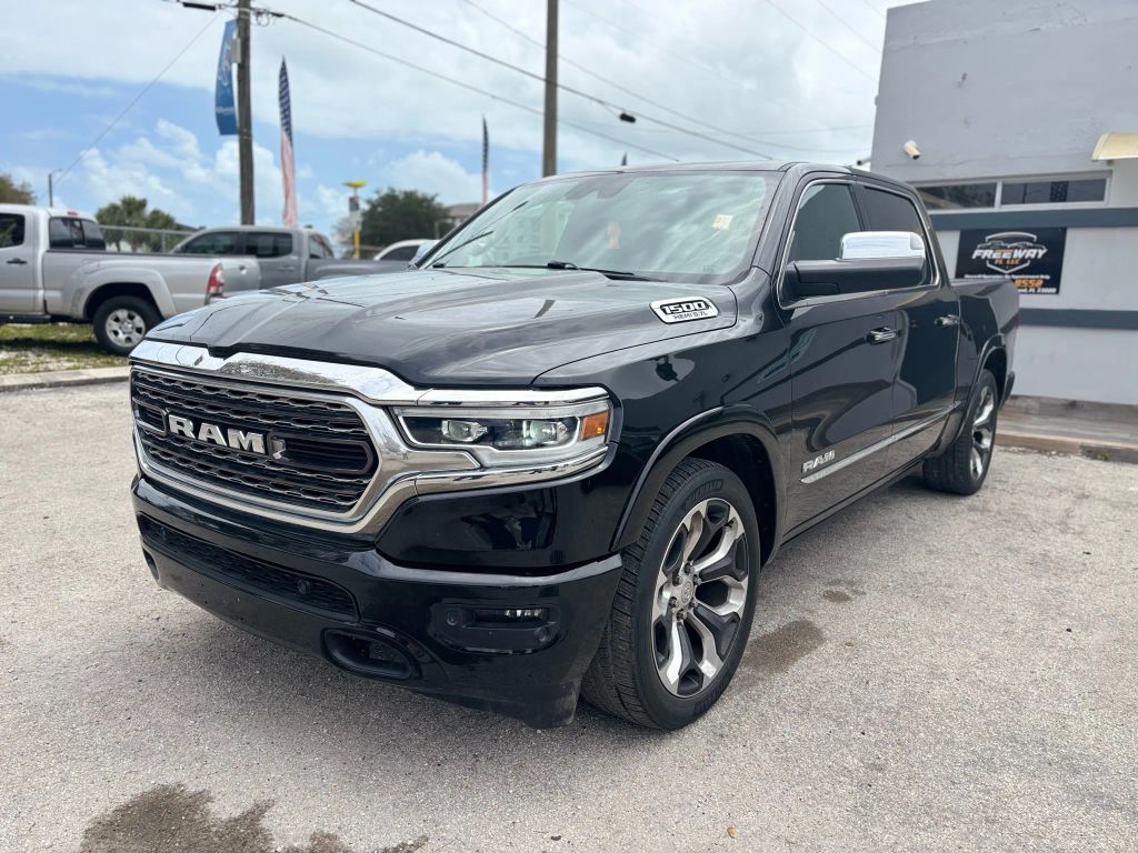 
								2019 Ram 1500 Crew Cab Limited Pickup 4D 5 1/2 ft full									