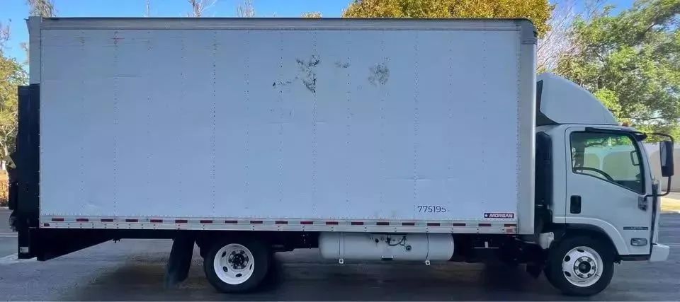 
								2018 IZUSU Med Duty NPR NPR HD Regular full									