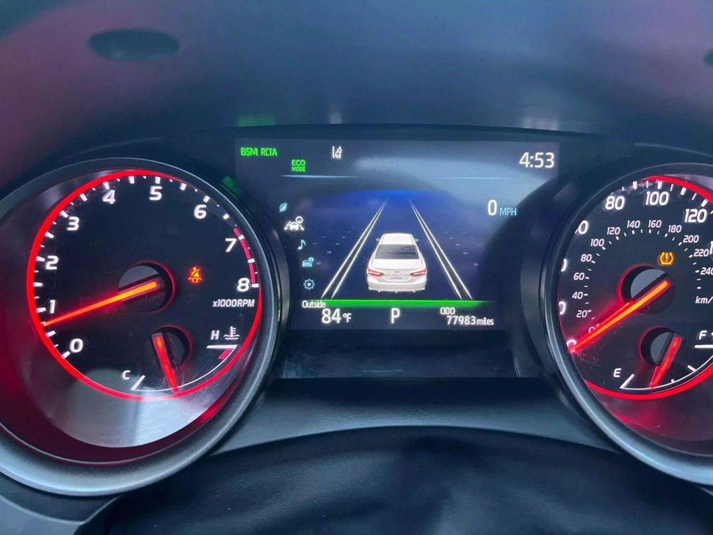 
								2022 Toyota Camry XSE Sedan 4D full									