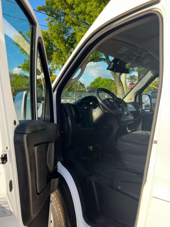 
								2023 Ram ProMaster Cargo Van 2500 High Roof Van 3D full									