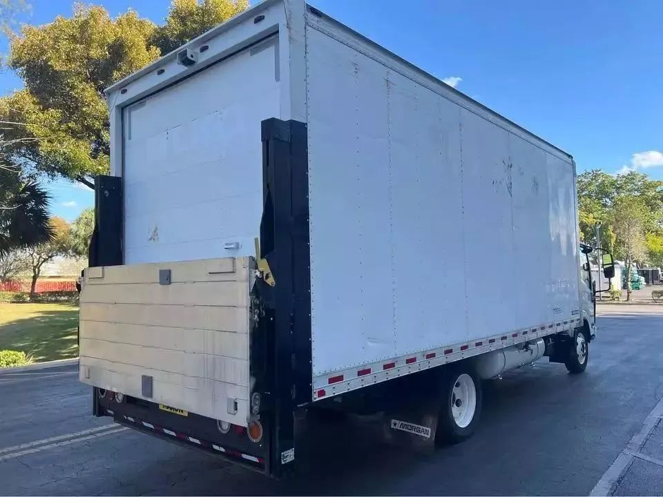 
								2018 IZUSU Med Duty NPR NPR HD Regular full									