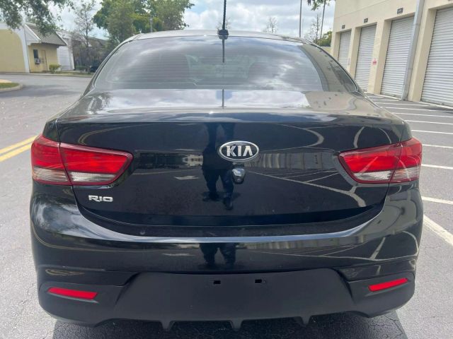 
								2020 Kia Rio LX Sedan 4D full									