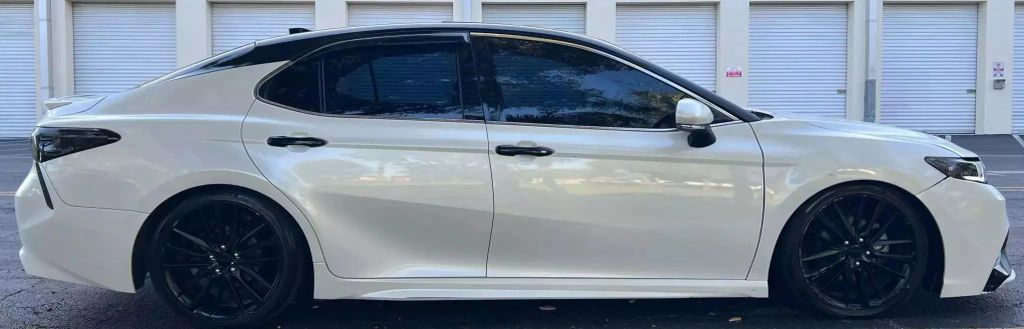 
								2022 Toyota Camry XSE Sedan 4D full									