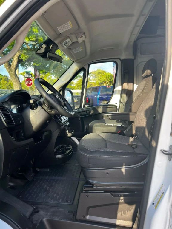 
								2023 Ram ProMaster Cargo Van 2500 High Roof Van 3D full									