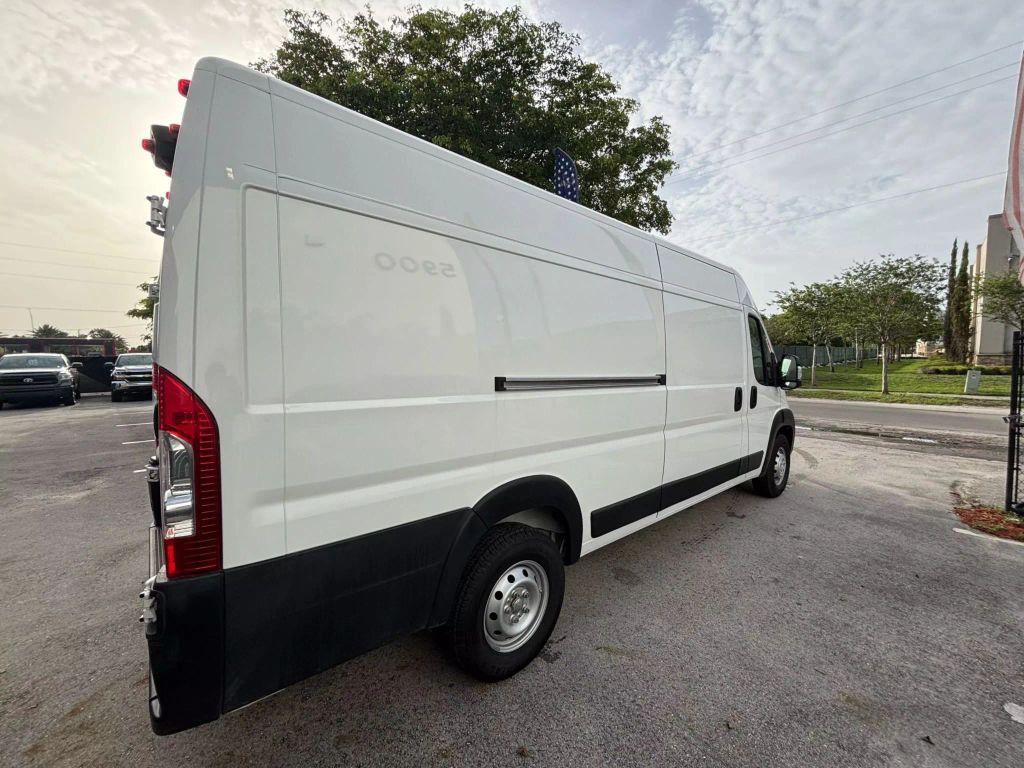 
								2023 Ram ProMaster Cargo Van 3500 High Roof Extended Van 3D full									