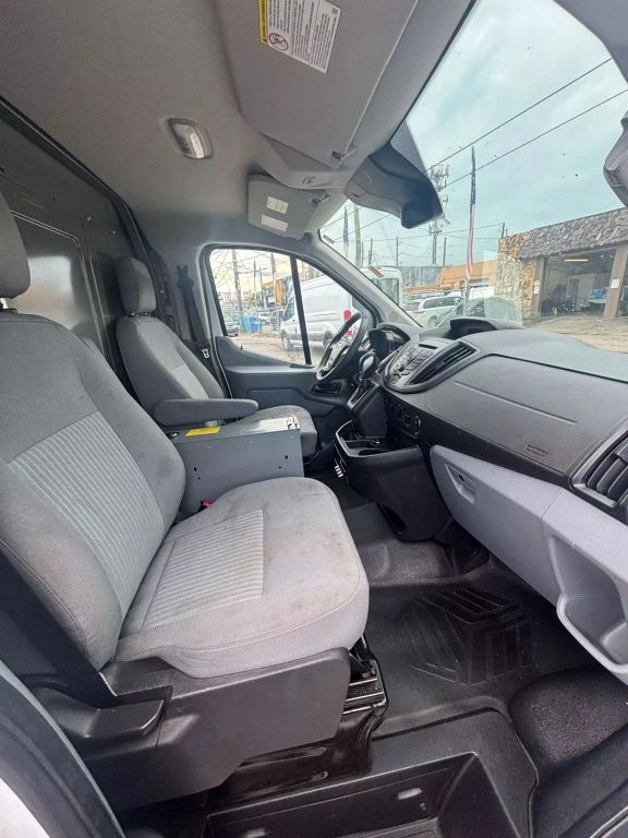 
								2019 Ford Transit 250 Van Low Roof w/Sliding Side Door w/LWB Van 3D full									