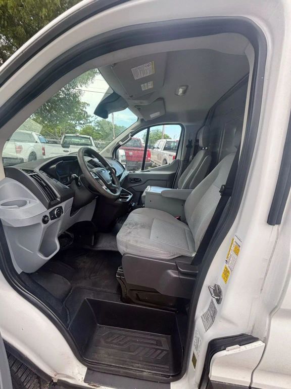 
								2019 Ford Transit 250 Van Low Roof w/Sliding Side Door w/LWB Van 3D full									