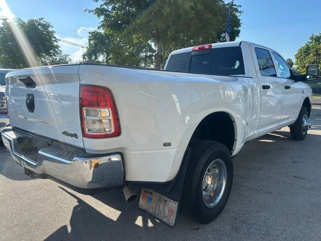 
								2023 Ram 3500 Crew Cab Tradesman Pickup 4D 8 ft full									