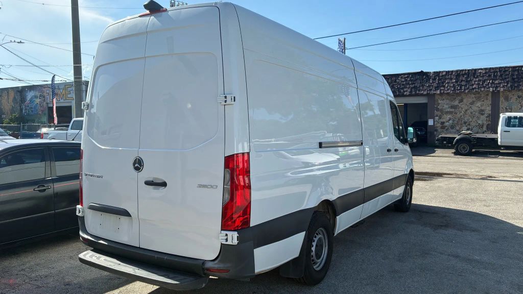 
								2023 Mercedes-Benz Sprinter 2500 Cargo High Roof w/170  WB Van 3D full									