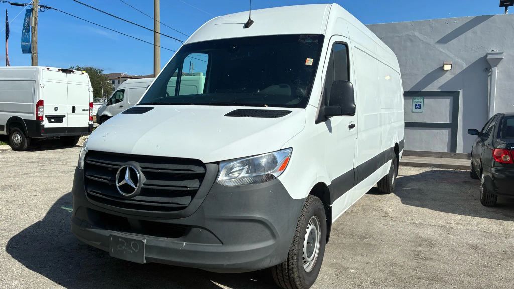 
								2023 Mercedes-Benz Sprinter 2500 Cargo High Roof w/170  WB Van 3D full									