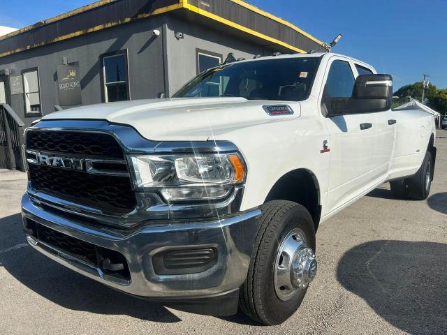 
								2023 Ram 3500 Crew Cab Tradesman Pickup 4D 8 ft full									