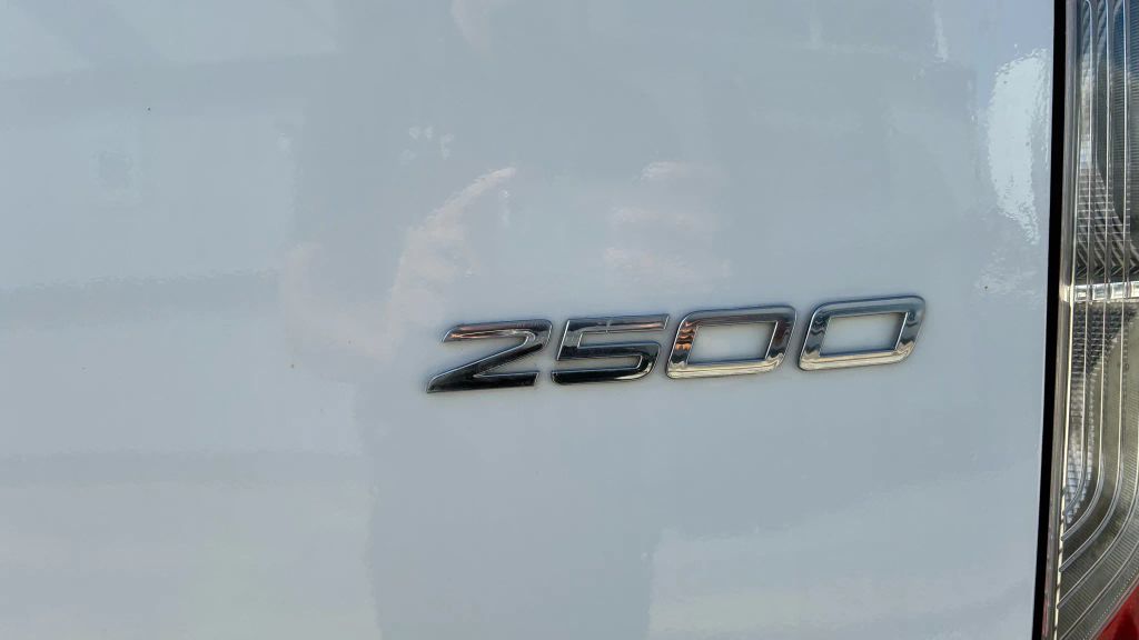 
								2023 Mercedes-Benz Sprinter 2500 Cargo High Roof w/170  WB Van 3D full									