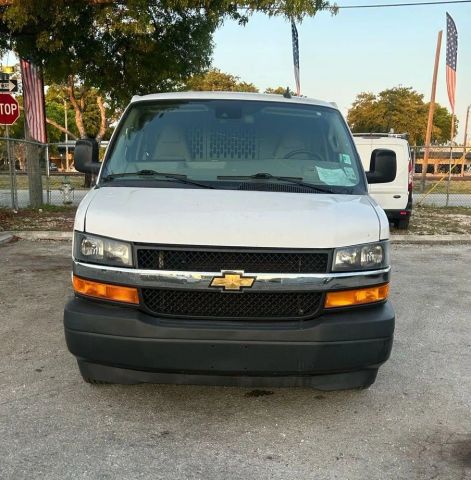 
								2021 Chevrolet Express 3500 Cargo Regular Van 3D full									