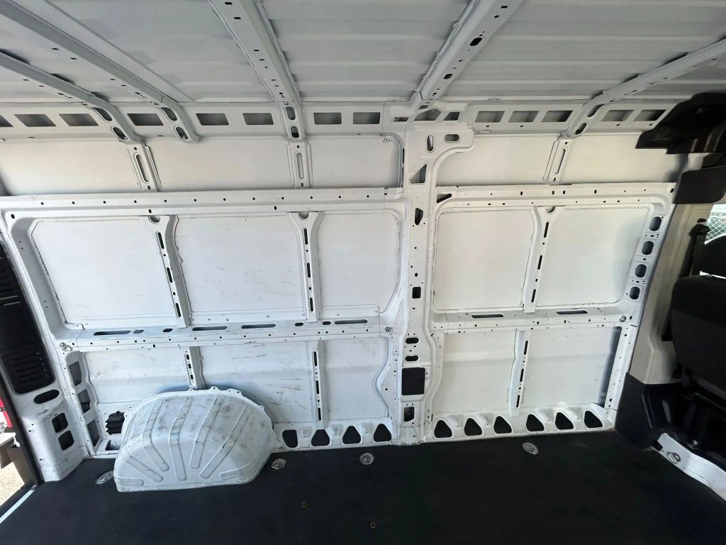 
								2022 Ram ProMaster Cargo Van 2500 High Roof Van 3D full									