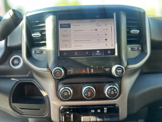 
								2023 Ram 3500 Crew Cab Tradesman Pickup 4D 8 ft full									