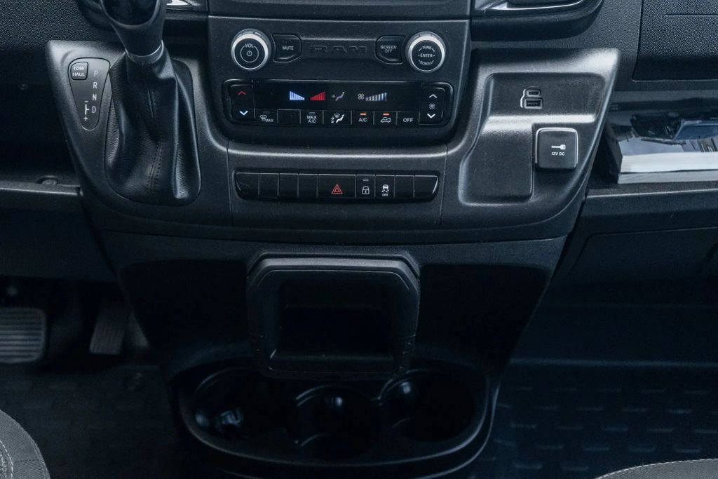 
								2023 Ram ProMaster Cargo Van 2500 High Roof Van 3D full									