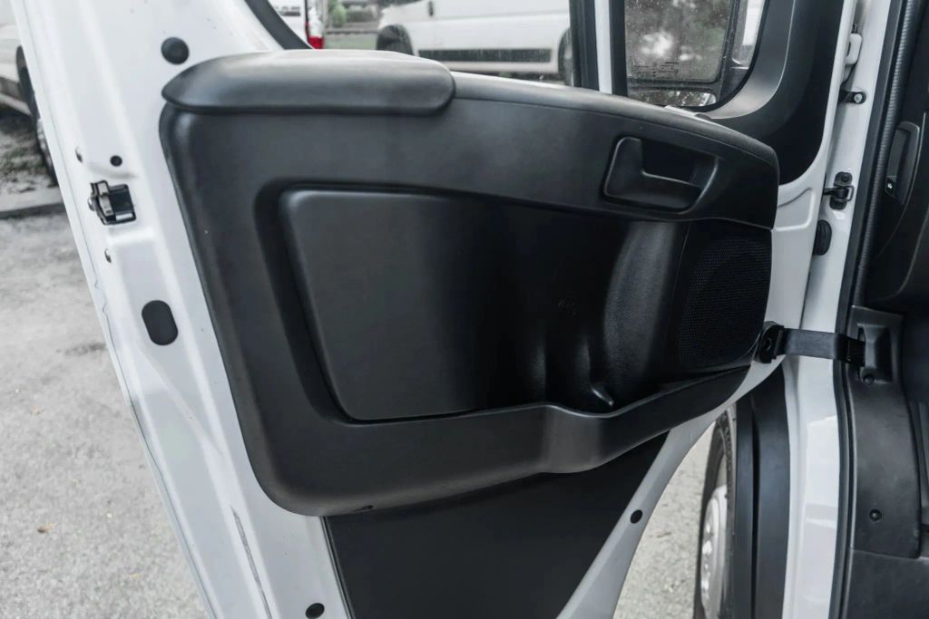 
								2023 Ram ProMaster Cargo Van 2500 High Roof Van 3D full									