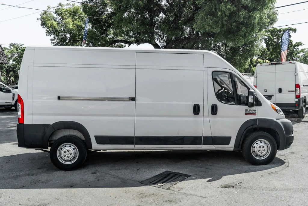 
								2022 Ram ProMaster Cargo Van 2500 High Roof Van 3D full									