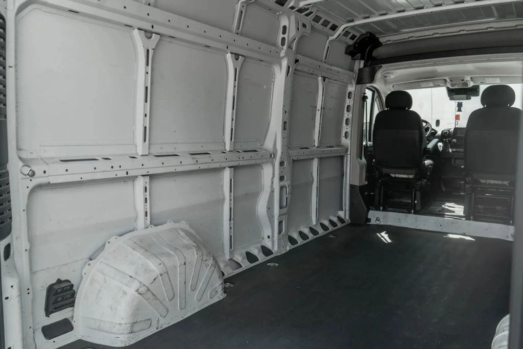 
								2022 Ram ProMaster Cargo Van 2500 High Roof Van 3D full									