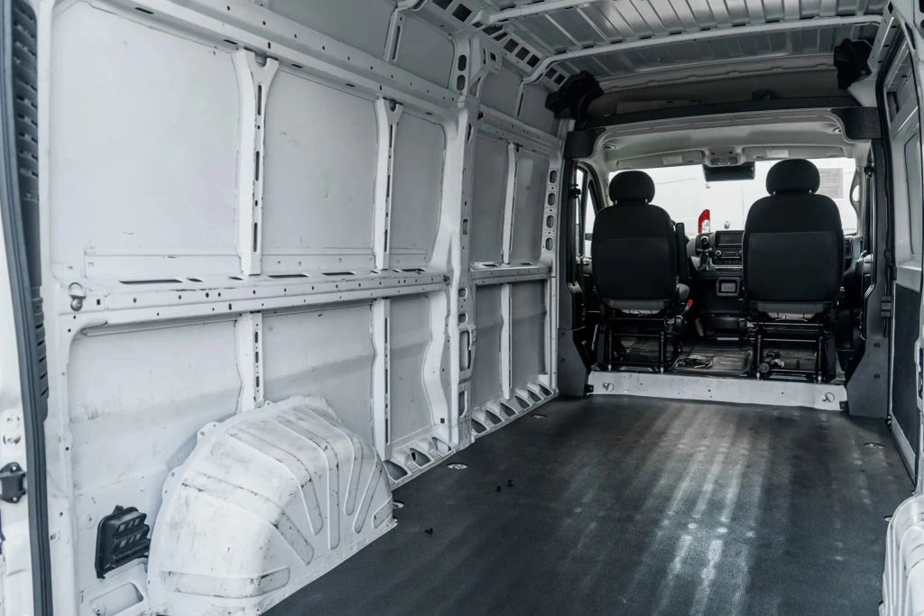 
								2023 Ram ProMaster Cargo Van 2500 High Roof Van 3D full									