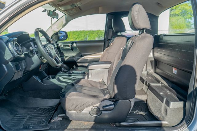 
								2017 Toyota Tacoma Access Cab SR Pickup 4D 6 ft full									