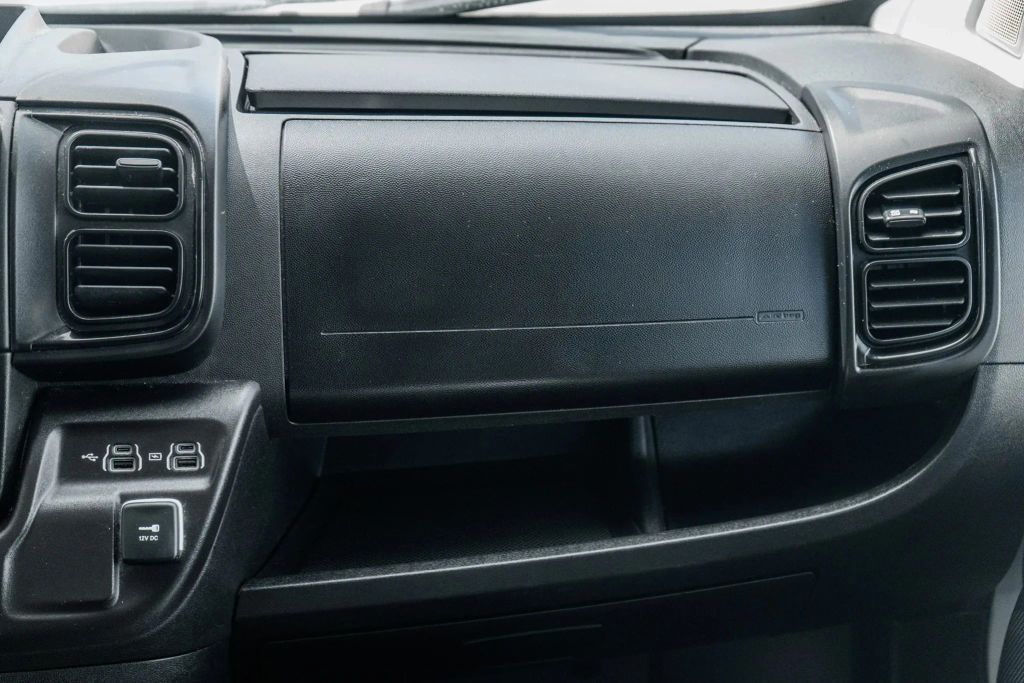 
								2022 Ram ProMaster Cargo Van 2500 High Roof Van 3D full									