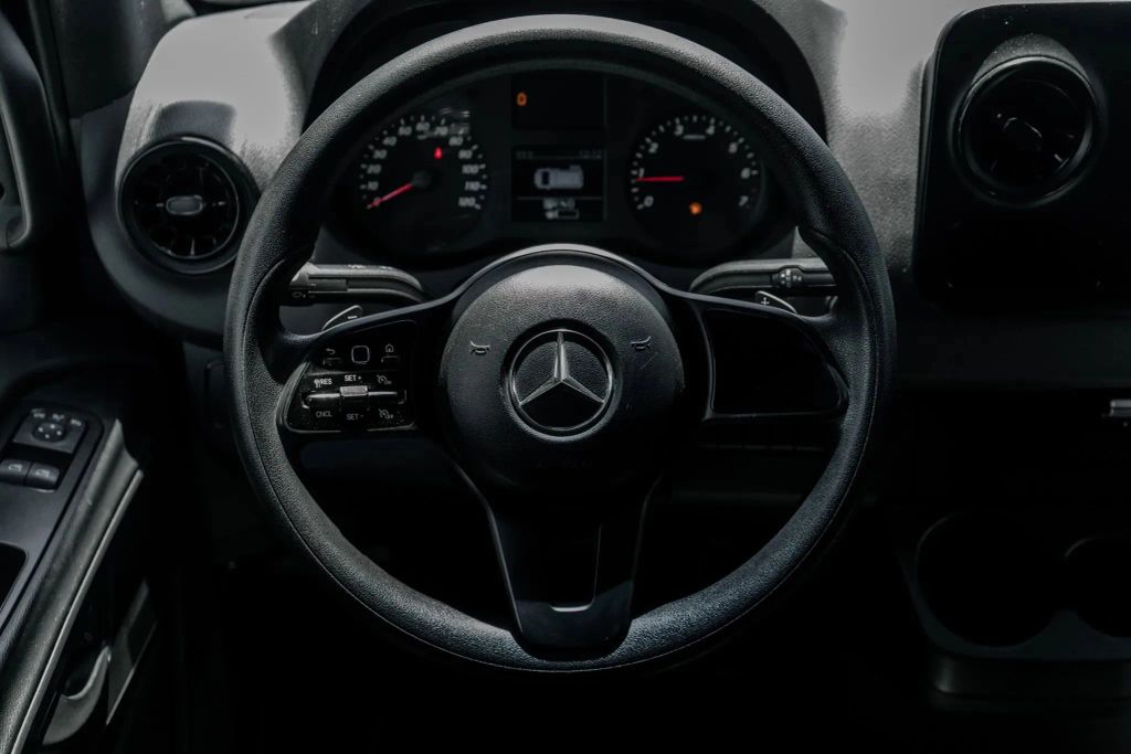 
								2023 Mercedes-Benz Sprinter 2500 Cargo High Roof w/170  WB Van 3D full									