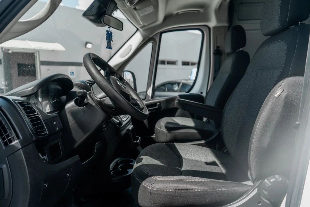 
								2022 Ram ProMaster Cargo Van 2500 High Roof Van 3D full									