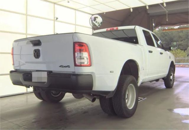
								2023 Ram 3500 Crew Cab Tradesman Pickup 4D 8 ft full									