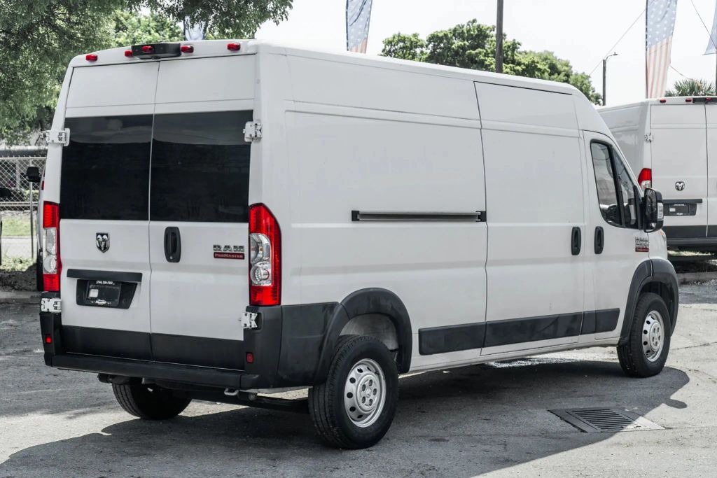 
								2022 Ram ProMaster Cargo Van 2500 High Roof Van 3D full									