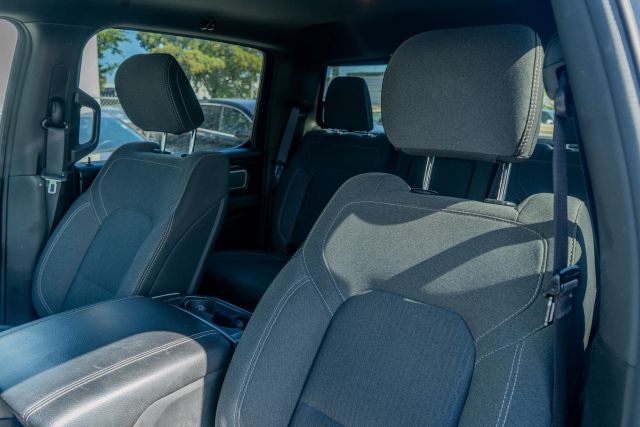 
								2022 Ram 1500 Crew Cab Big Horn Pickup 4D 5 1/2 ft full									