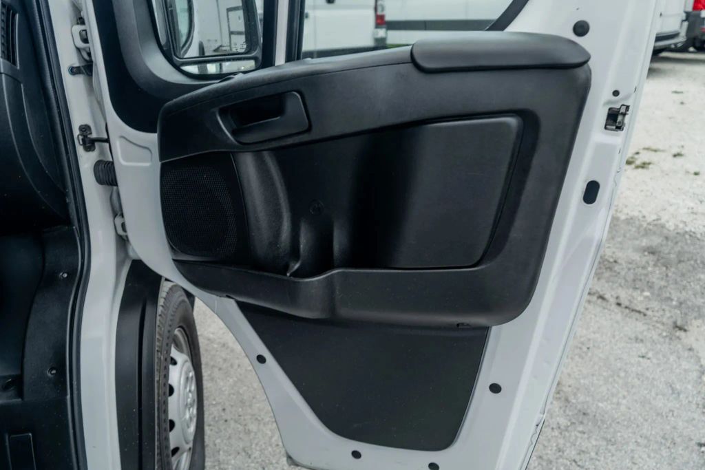 
								2023 Ram ProMaster Cargo Van 3500 High Roof Extended Van 3D full									