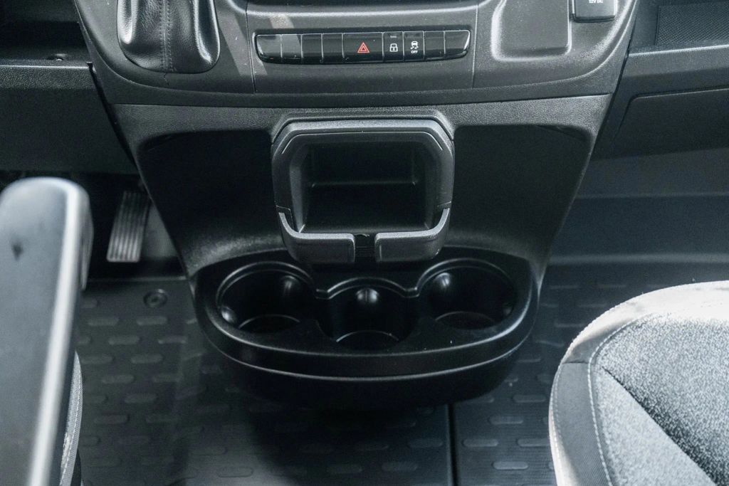 
								2022 Ram ProMaster Cargo Van 2500 High Roof Van 3D full									