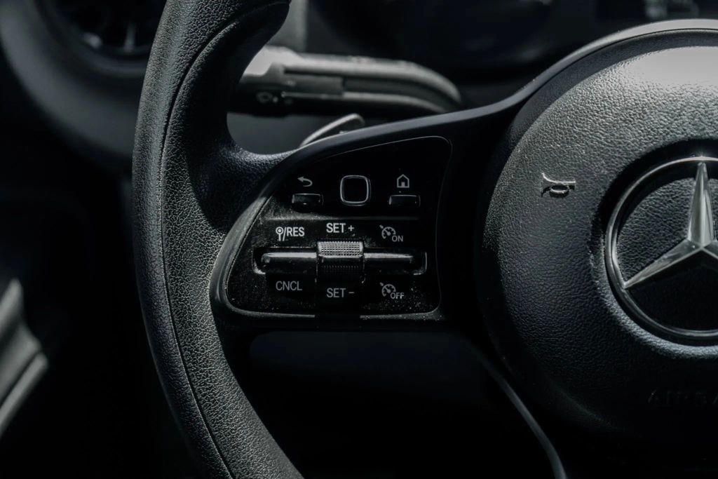 
								2023 Mercedes-Benz Sprinter 2500 Cargo High Roof w/170  WB Van 3D full									