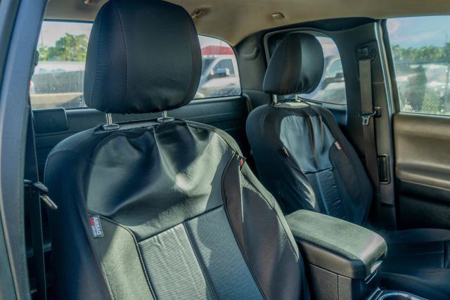 
								2017 Toyota Tacoma Access Cab SR Pickup 4D 6 ft full									