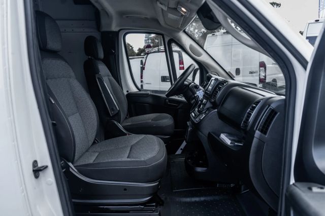 
								2023 Ram ProMaster Cargo Van 2500 High Roof Van 3D full									