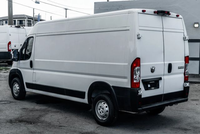 
								2023 Ram ProMaster Cargo Van 2500 High Roof Van 3D full									
