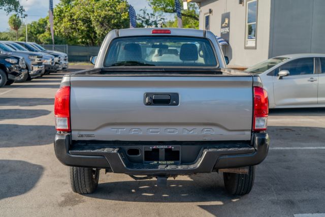 
								2017 Toyota Tacoma Access Cab SR Pickup 4D 6 ft full									