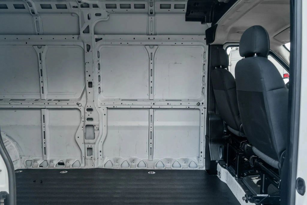 
								2023 Ram ProMaster Cargo Van 2500 High Roof Van 3D full									