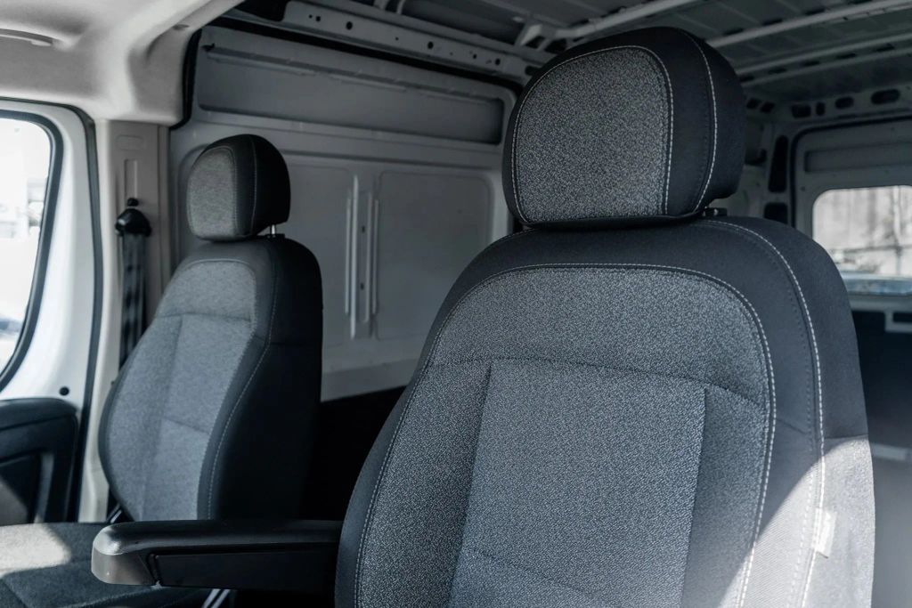 
								2022 Ram ProMaster Cargo Van 2500 High Roof Van 3D full									